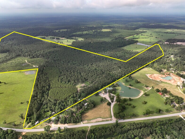Farm to Market Road 1725, Willis, TX à vendre - Photo de l’immeuble – Image 2 sur 23