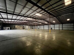 100 Lupita Cir, Del Rio, TX à vendre Photo intérieure– Image 2 sur 8