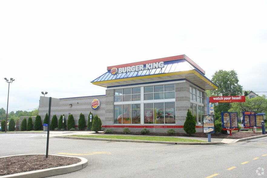 101 New Brunswick Ave, Perth Amboy, NJ à louer - Photo de l’immeuble – Image 3 sur 3