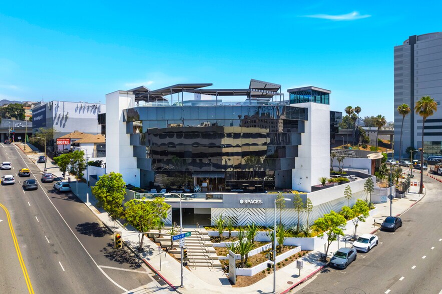 1800 N Vine St, Los Angeles, CA à vendre - Photo de l’immeuble – Image 3 sur 16