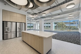 10251 Vista Sorrento Pky, San Diego, CA à louer Photo intérieure– Image 2 sur 6