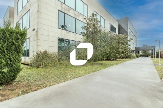 Plus de détails pour Bureau à vendre