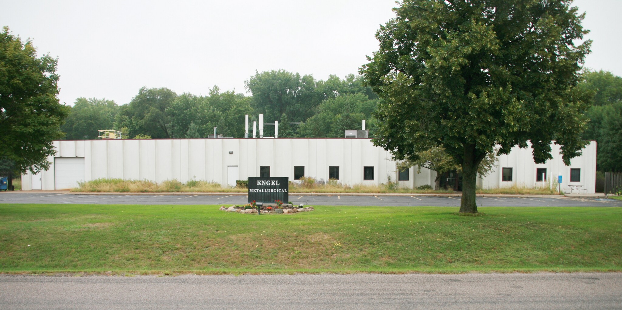 925 Industrial Dr S, Sauk Rapids, MN à vendre Photo de l’immeuble– Image 1 sur 5