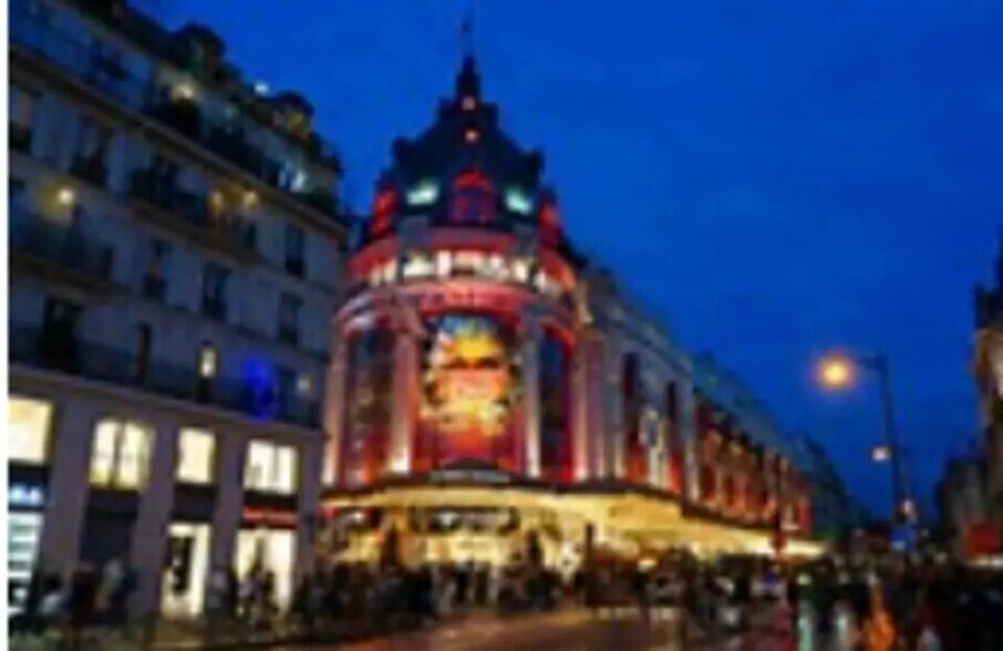 Local commercial dans Paris à vendre - Photo de l’immeuble – Image 1 sur 12