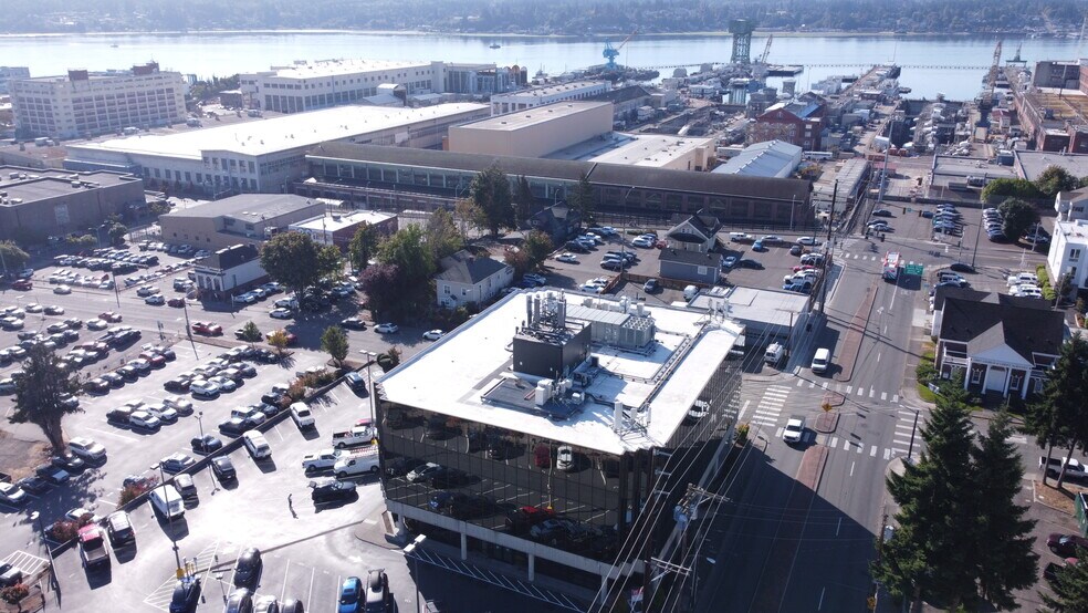 400 Warren Ave, Bremerton, WA à vendre - Photo de l’immeuble – Image 1 sur 8