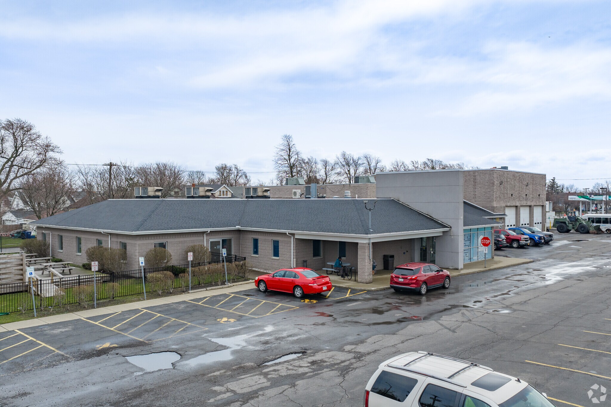 401 E Amherst St, Buffalo, NY à louer Photo principale– Image 1 sur 18