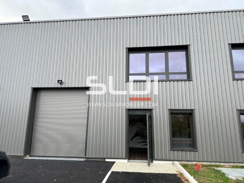 225 Avenue Des Marronniers, Bourgoin-Jallieu à vendre Photo de l’immeuble– Image 1 sur 13