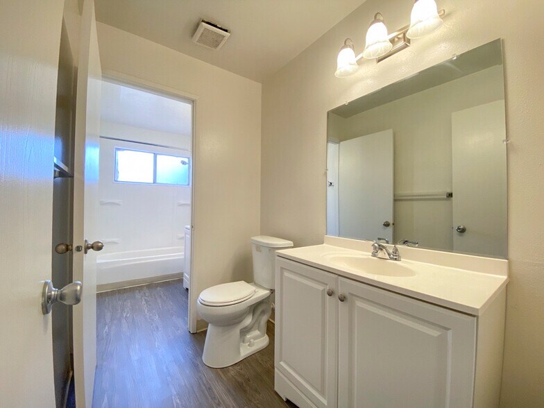 2330 Hurley Way, Sacramento, CA à vendre - Photo intérieure – Image 3 sur 14