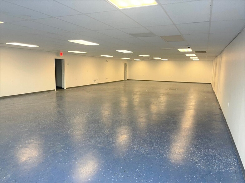 9641 Gulf Blvd, Treasure Island, FL à louer - Photo intérieure – Image 3 sur 7