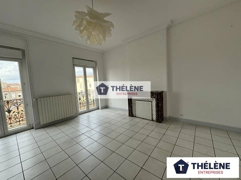 Bureau dans Montpellier à vendre - Photo de l’immeuble – Image 2 sur 11
