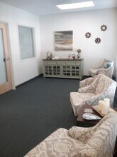 2210 Encinitas Blvd, Encinitas, CA à louer Photo intérieure– Image 2 sur 5