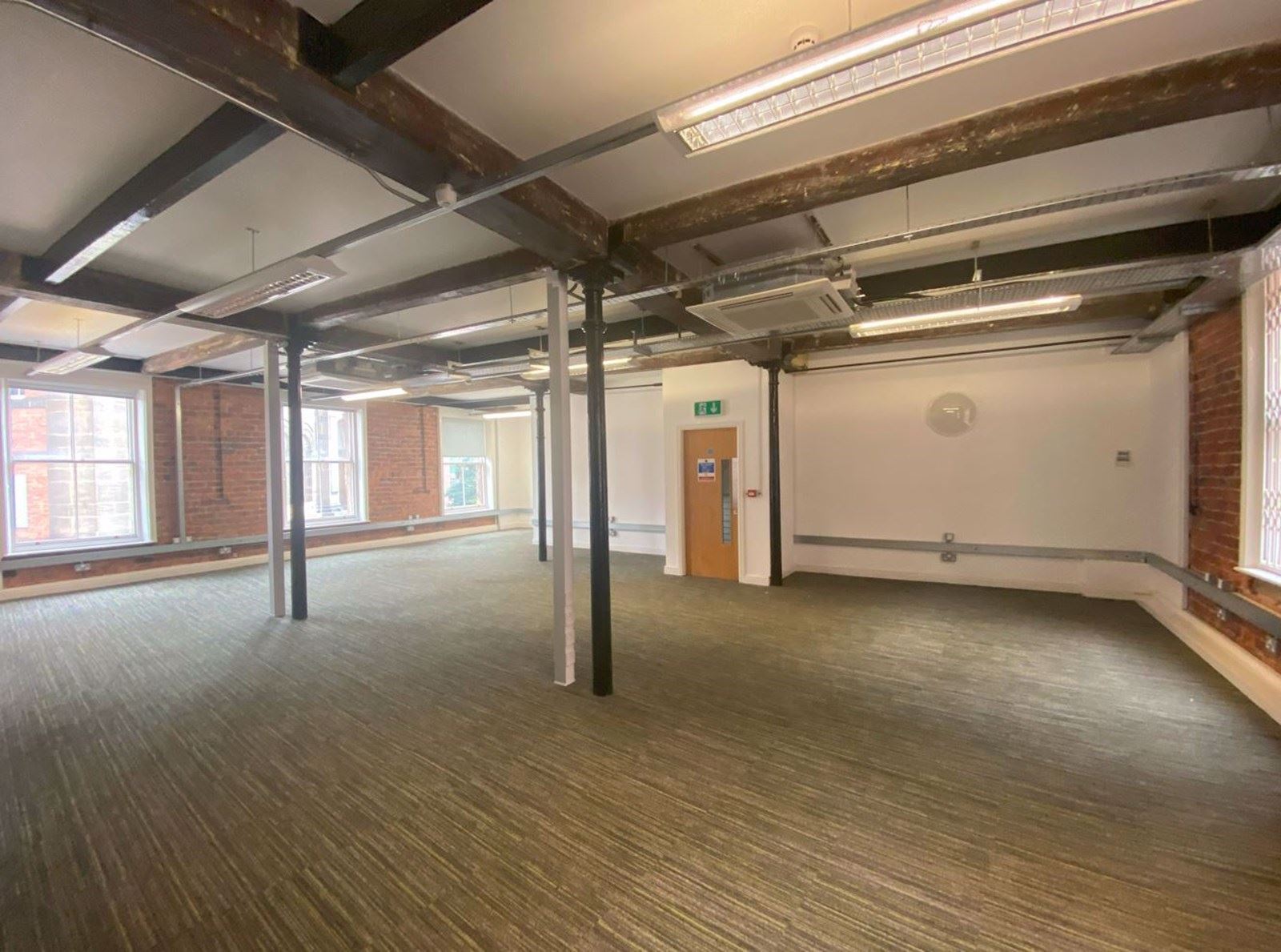 43-51 Cookridge St, Leeds à louer Photo intérieure– Image 1 sur 4