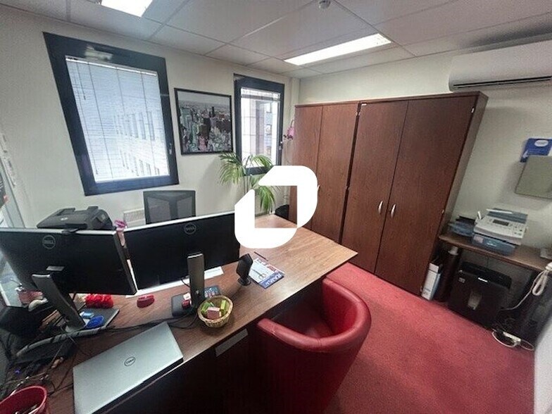 Bureau dans Nanterre à louer - Photo intérieure – Image 3 sur 4