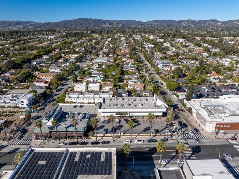 Wilshire Blvd, Santa Monica, CA à louer - Photo de l’immeuble – Image 3 sur 11