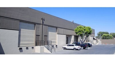 13104 Avalon Blvd, Los Angeles, CA à louer Photo de l’immeuble– Image 1 sur 2
