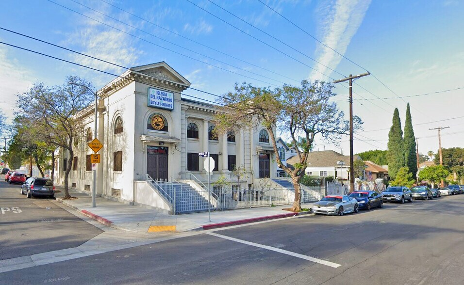 213 S Breed St, Los Angeles, CA à vendre - Photo de l’immeuble – Image 2 sur 7