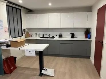 6 Rue Du Docteur Laurent, Paris à louer - Photo de l’immeuble – Image 3 sur 13