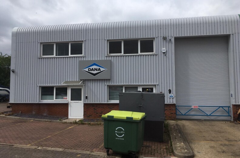 Harley Works, St Neots à vendre - Photo principale – Image 1 sur 1