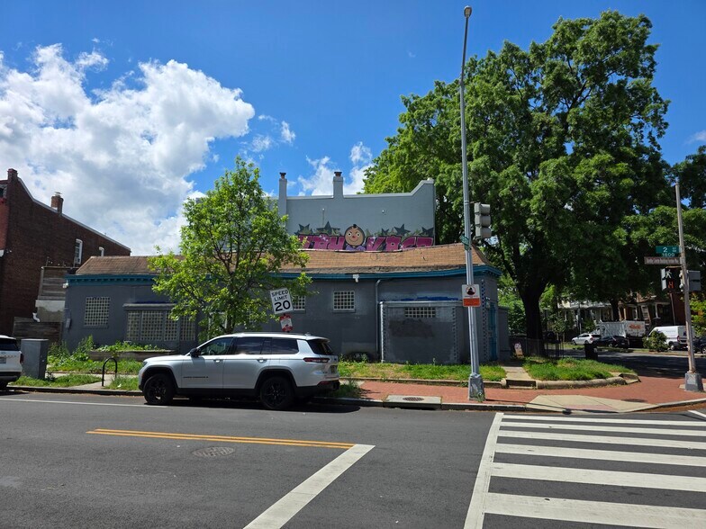 200 Rhode Island Ave NW, Washington, DC à vendre - Photo principale – Image 1 sur 51