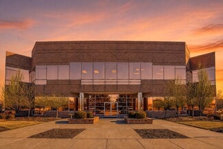 Plus de détails pour 10502 NW Ambassador Dr, Kansas City, MO - Bureau à louer