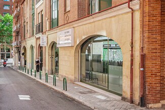 Plus de détails pour Local commercial à louer