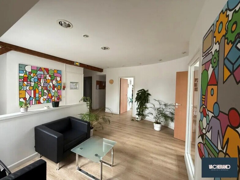 Local commercial dans Tourcoing à louer - Photo de l’immeuble – Image 1 sur 7