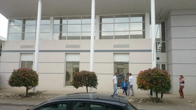 Plus de détails pour Bureau à louer