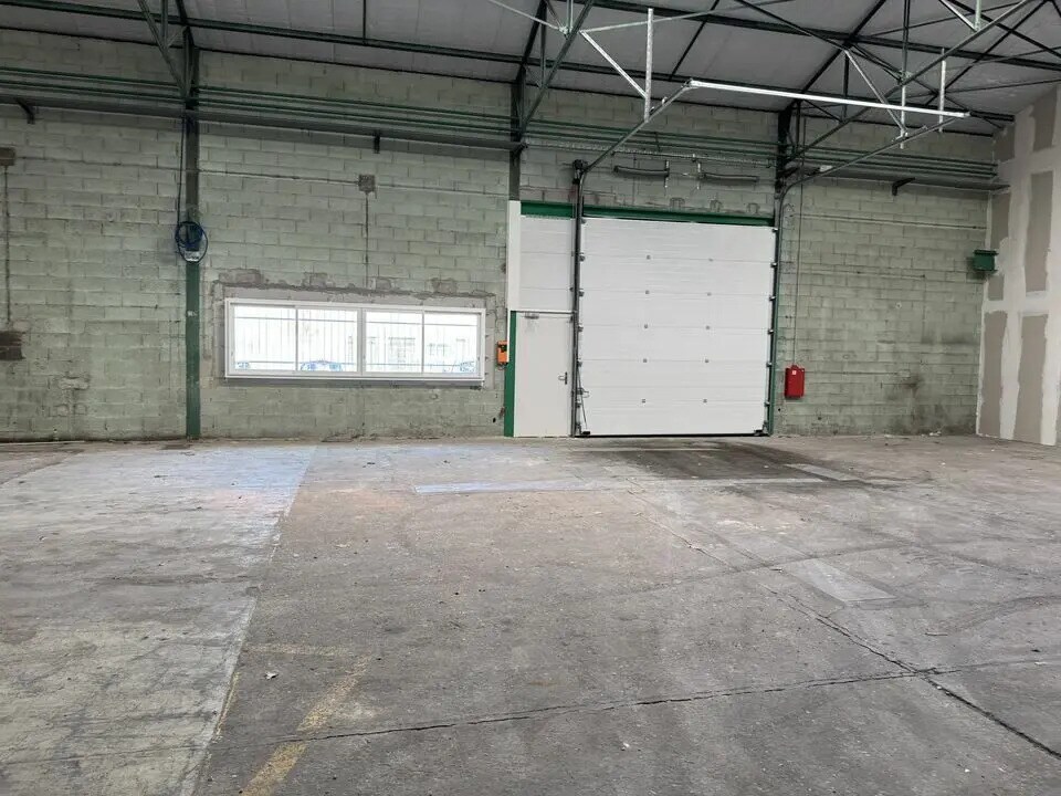 Industriel/Logistique dans Reyrieux à louer Photo intérieure– Image 1 sur 4