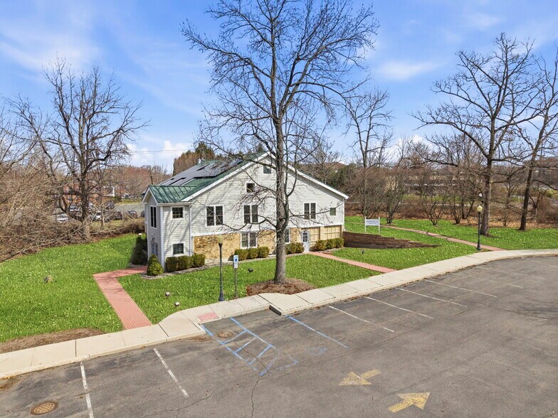 3 Mapleton Rd, Princeton, NJ à vendre - Photo de l’immeuble – Image 3 sur 50