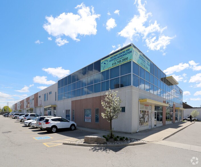 101 Westmore Dr, Toronto, ON à vendre - Photo de l’immeuble – Image 2 sur 3