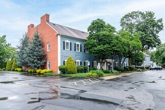 Plus de détails pour 400 Massasoit Ave, East Providence, RI - Bureau à vendre