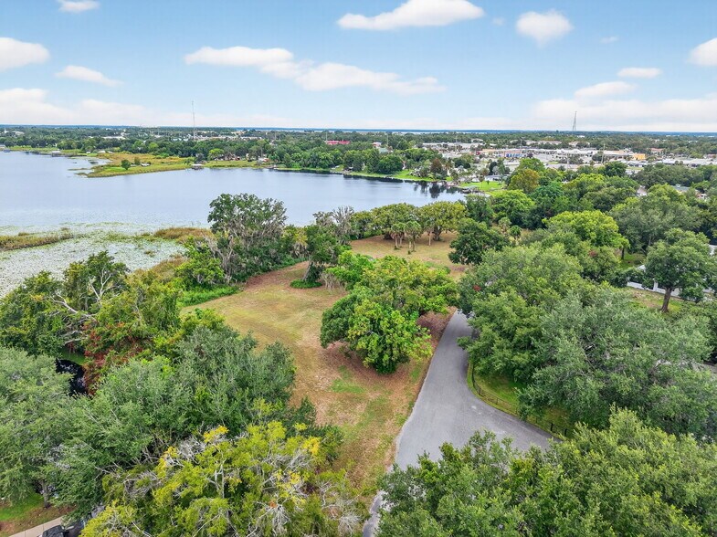 Amvets Way, Mount Dora, FL à vendre - Aérien – Image 1 sur 15