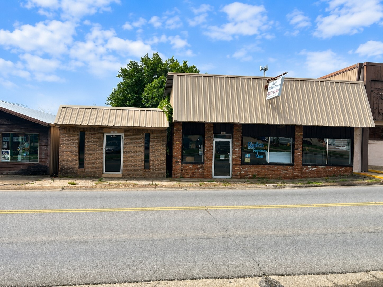 114 E Main St, Antlers, OK à vendre Photo principale– Image 1 sur 14