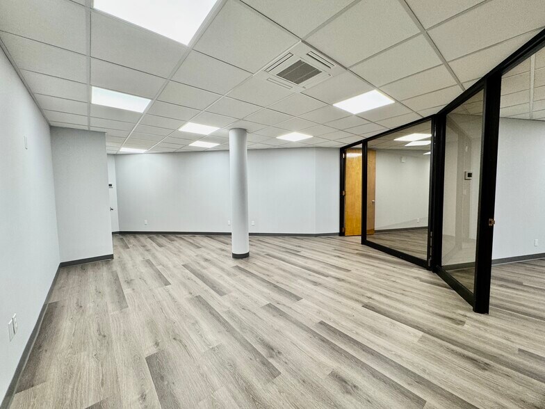 111 Brook St, Scarsdale, NY à louer - Photo de l’immeuble – Image 2 sur 12