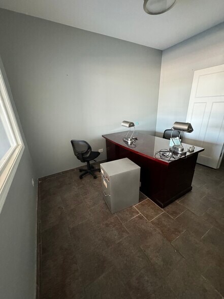 1413 W 127th St, Calumet Park, IL à louer - Photo de l’immeuble – Image 3 sur 6
