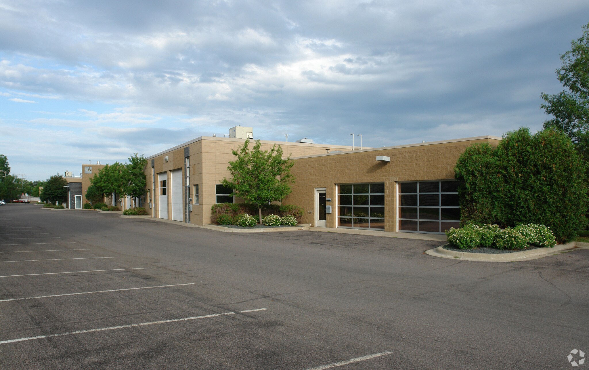 7600 W 27th St, Saint Louis Park, MN à louer Photo principale– Image 1 sur 8