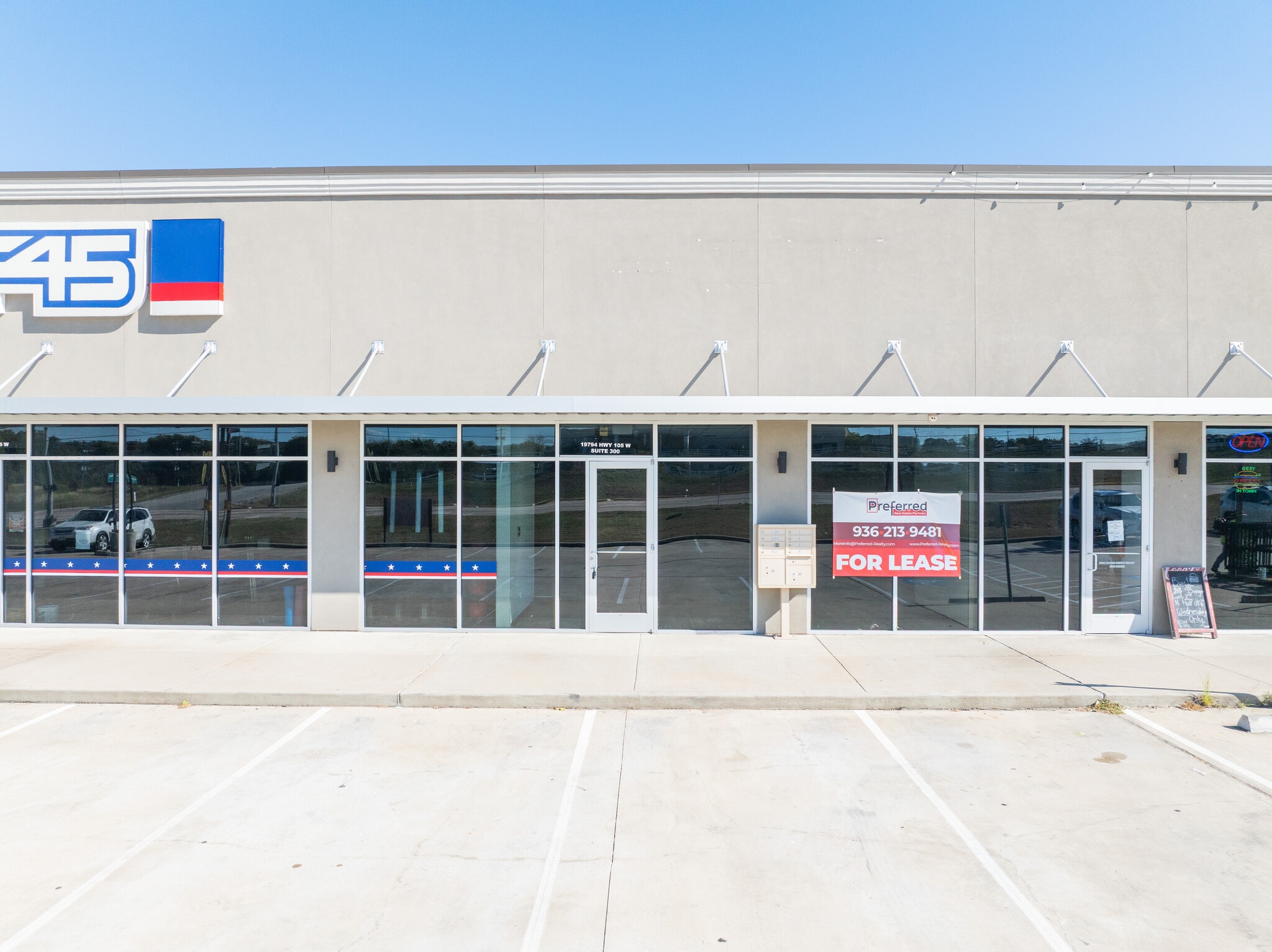 19792-19794 Highway 105 W, Montgomery, TX à louer Photo intérieure– Image 1 sur 10