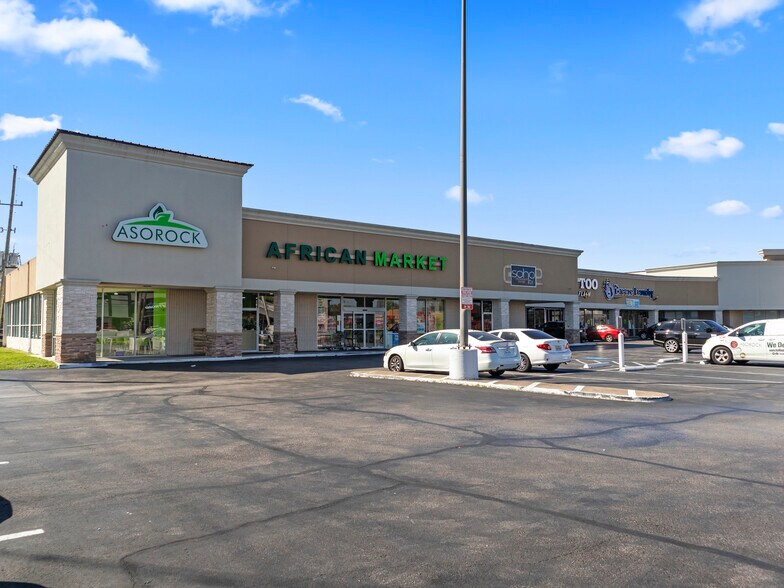 13711 Westheimer Rd, Houston, TX à vendre - Photo de l’immeuble – Image 3 sur 6