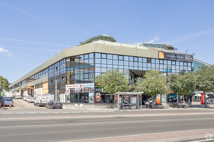 Avenida San Pablo, 28, Coslada, Madrid à vendre - Photo de l’immeuble – Image 2 sur 5