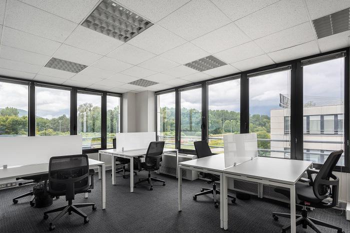 29 Boulevard Des Alpes, Meylan à louer - Photo de l’immeuble – Image 2 sur 24