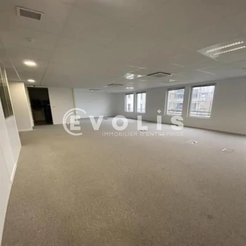 5 Rue De La Galmy, Chessy à louer Photo de l’immeuble– Image 1 sur 5