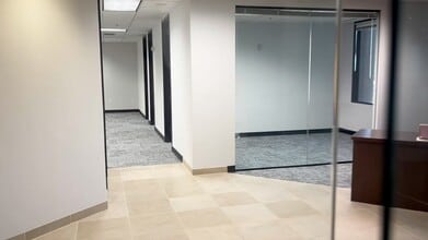 2600 N Central Ave, Phoenix, AZ à louer - Vidéo sur l’annonce professionnelle