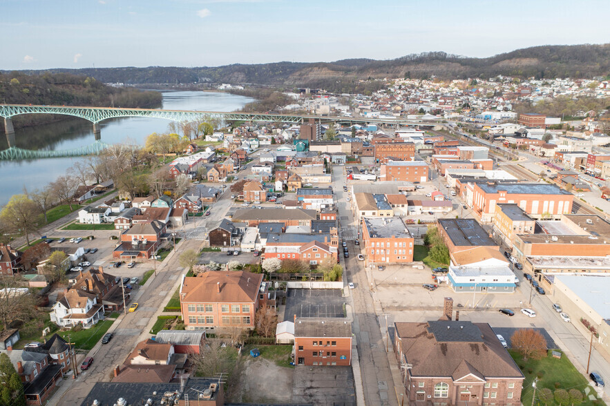 207 Allegheny St, Tarentum, PA à louer - Aérien – Image 2 sur 5