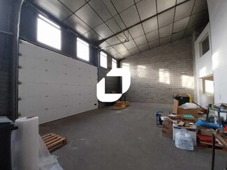 Plus de détails pour Bureau, Local d'activités à louer