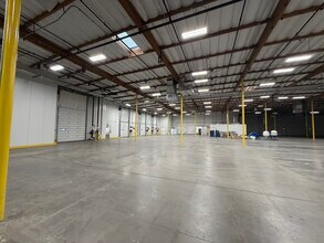 1911-1931 Lundy Ave, San Jose, CA à louer Photo intérieure– Image 2 sur 3