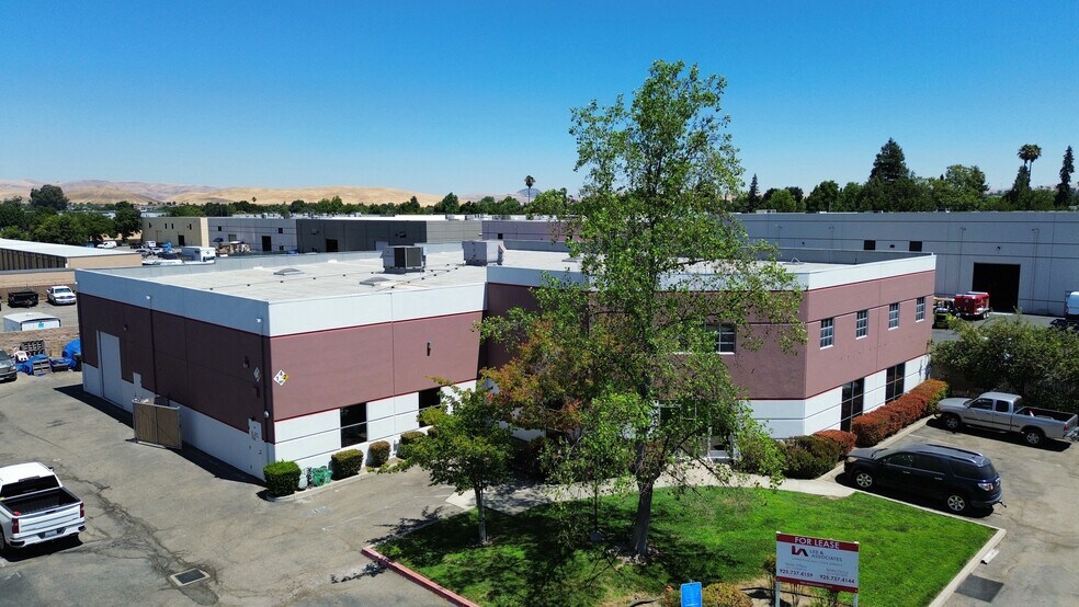 288 Boeing Ct, Livermore, CA à vendre - Photo de l’immeuble – Image 1 sur 1