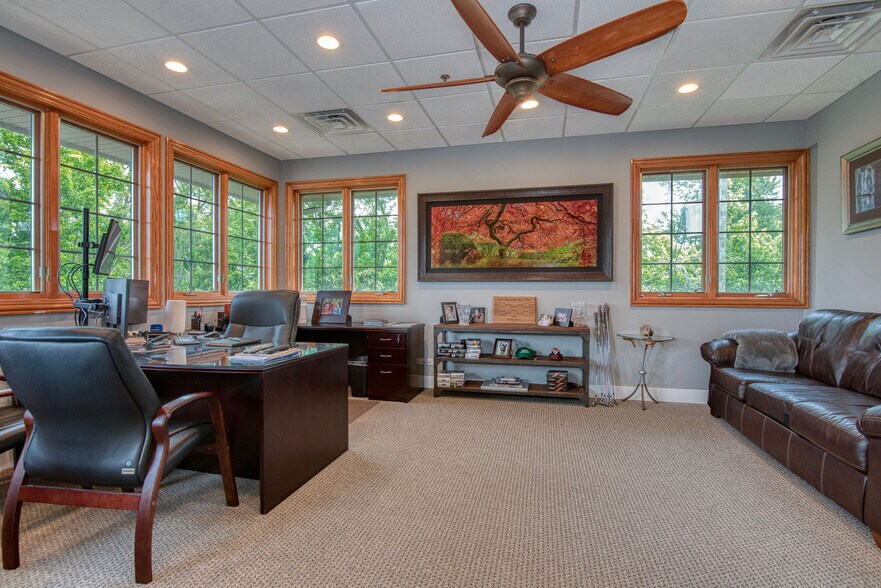 1 Golfview Rd, Lake Zurich, IL à louer - Photo intérieure – Image 3 sur 37