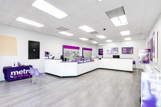 2512-2540 S Figueroa St, Los Angeles, CA à louer Photo intérieure– Image 2 sur 2