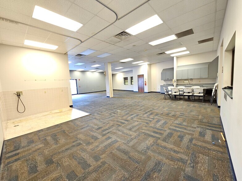 2900 Plank Rd, Altoona, PA à louer - Photo intérieure – Image 2 sur 24