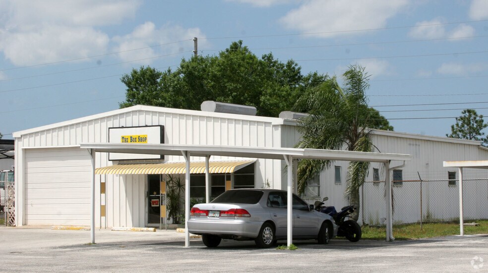 13308 60th St N, Clearwater, FL à vendre - Photo de l’immeuble – Image 3 sur 9